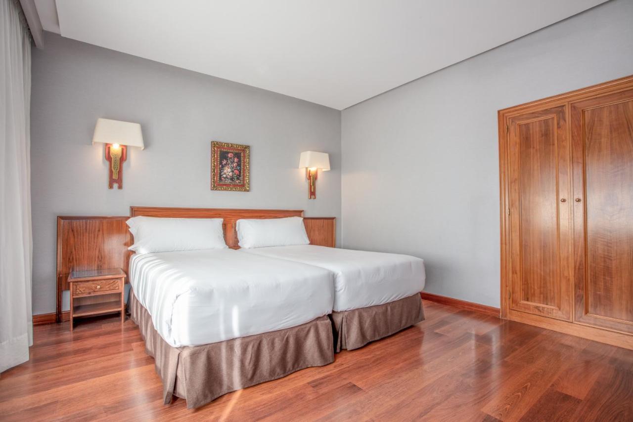 Crisol Regio Hotel Santa Marta de Tormes Exterior photo