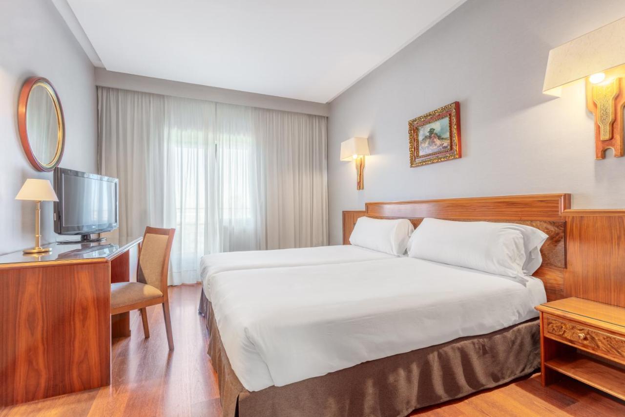 Crisol Regio Hotel Santa Marta de Tormes Exterior photo