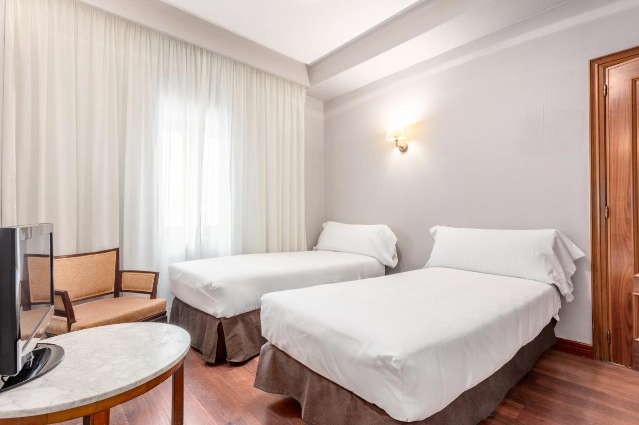 Crisol Regio Hotel Santa Marta de Tormes Exterior photo