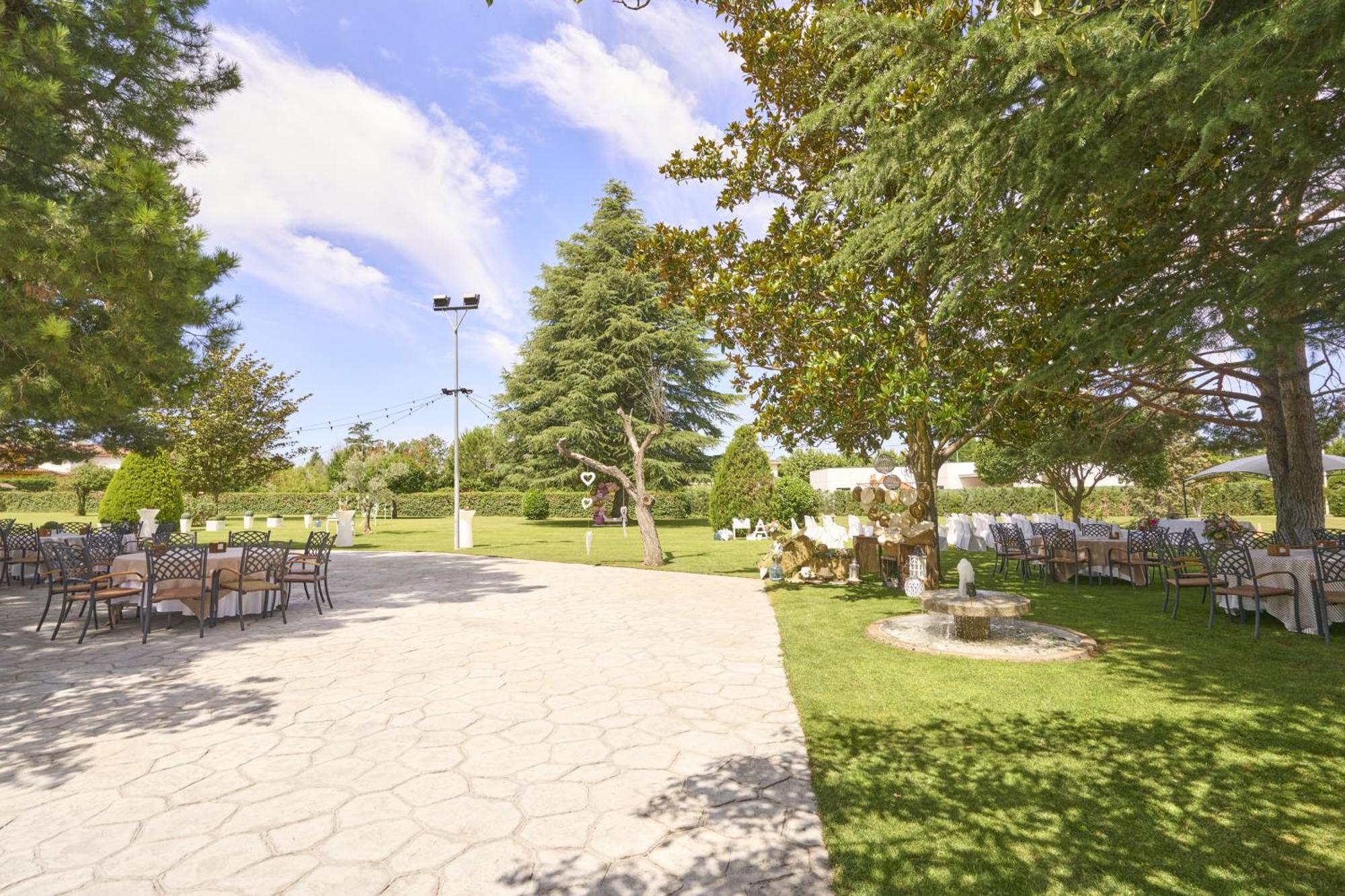 Crisol Regio Hotel Santa Marta de Tormes Exterior photo
